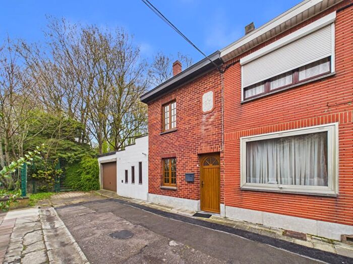 Maison 2 pièces à Impasse du Français, La Louvière, à vendre
