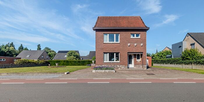 Maison 4 pièces à vendre à Windmolenstraat, Koersel