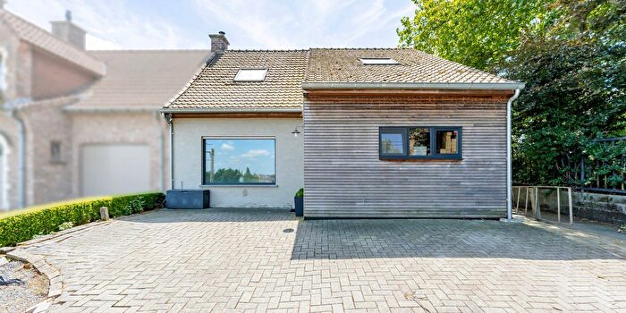 Maison 3 pièces à vendre à Otegemse steenweg, Deerlijk
