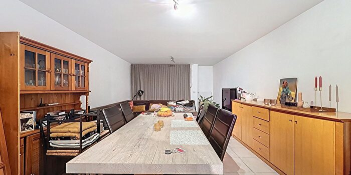 Appartement 2 pièces à louer - René Sabbestraat, Waregem