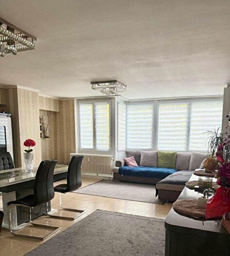 Boulevard Paul Janson, Charleroi : Appartement 3 pièces à vendre