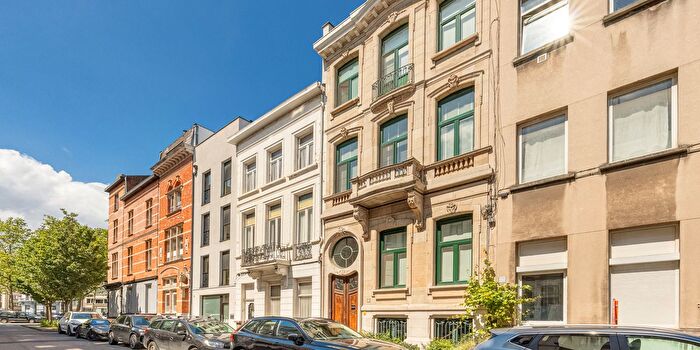 Maison 5 pièces à vendre à Bolwerkstraat, Antwerpen