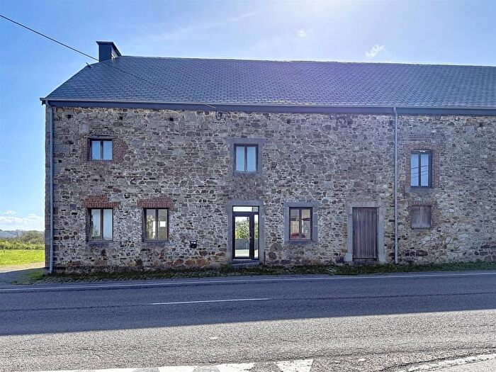Maison 1 pièce à vendre à Rue de Bouillon, Beauraing