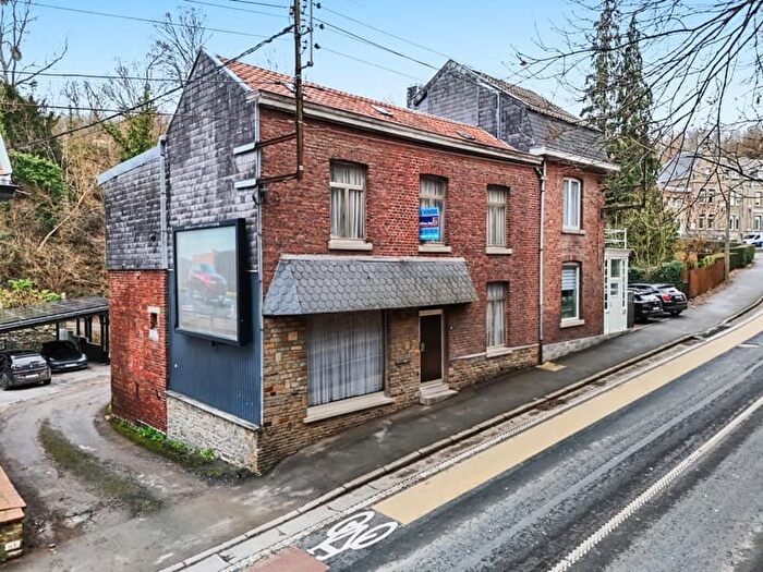 Maison 4 pièces à Rue du Monument, ESNEUX, à vendre