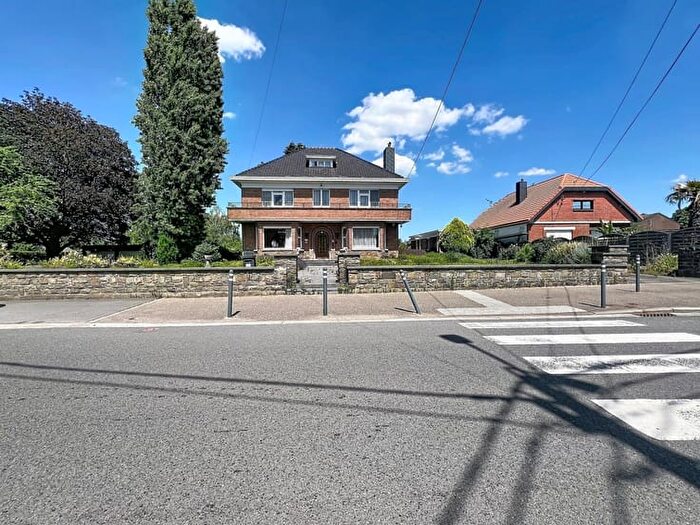 Rue du Tiège, OUPEYE : Maison 5 pièces à vendre