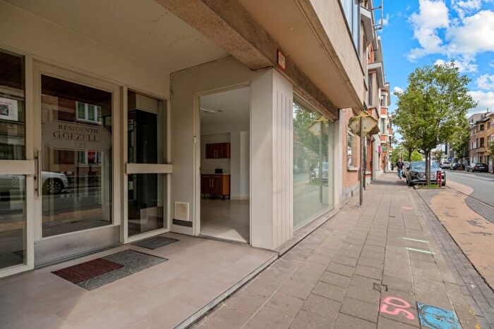 Appartement 11 pièces à vendre à Guido Gezellelaan, Deinze