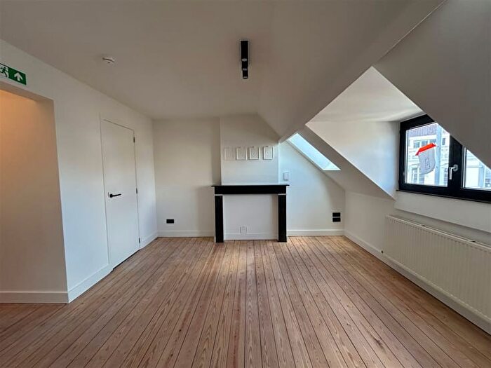 Tiensevest, Leuven : Appartement 1 pièce à louer