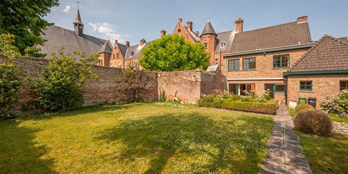 Kerkstraat, Damme : Maison 4 pièces à vendre