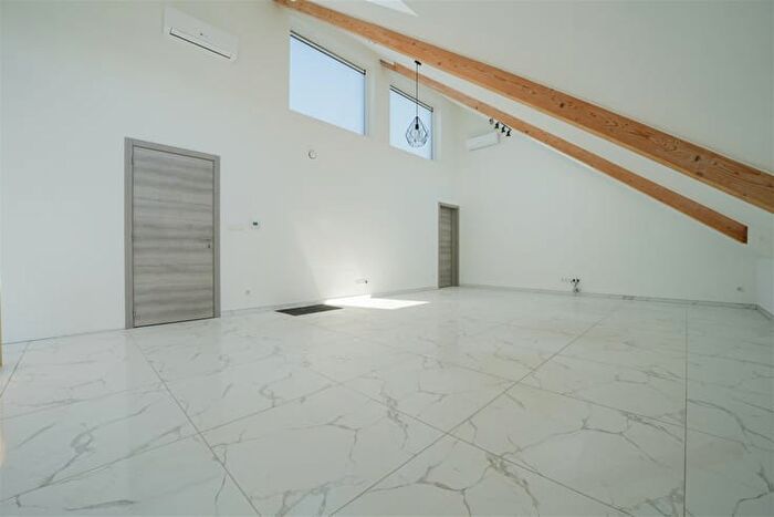 Appartement 2 pièces à Chaussée de Tongres, ROCOURT, à vendre