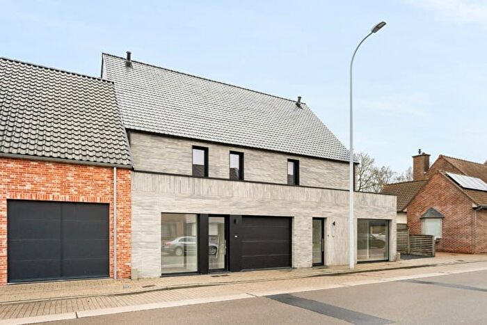 Maison 1 pièce à vendre - Oostrozebeeksestraat, Wielsbeke
