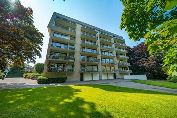 Rue Hodiamont, G : Appartement 2 pièces à vendre