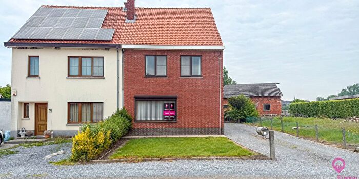 Maison 3 pièces à vendre à Grote Hoolstraat, HerkdeStad