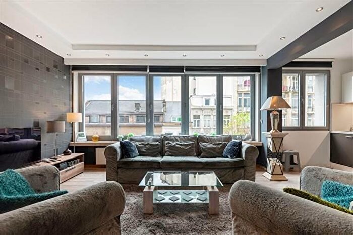 Carnotstraat, Antwerpen : Appartement 2 pièces à louer