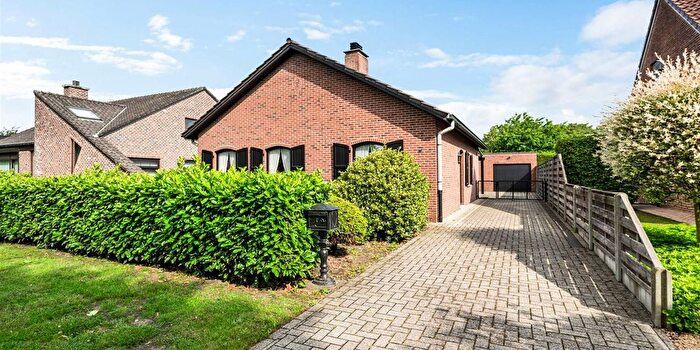 Maison 2 pièces à Koolmeesstraat, Mol, à vendre
