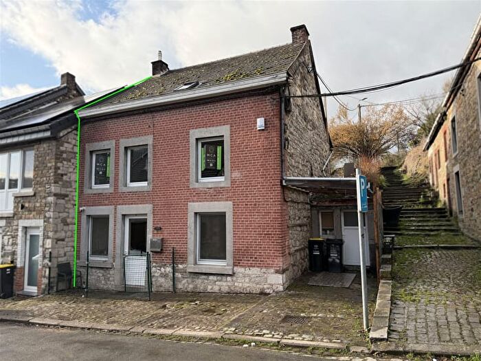Maison 4 pièces à vendre à Rue du Centre, HAMOIR