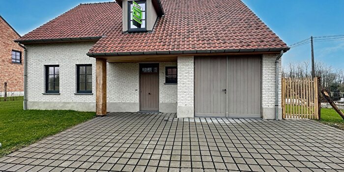 Maison 4 pièces à louer à Barry, Henegouwen