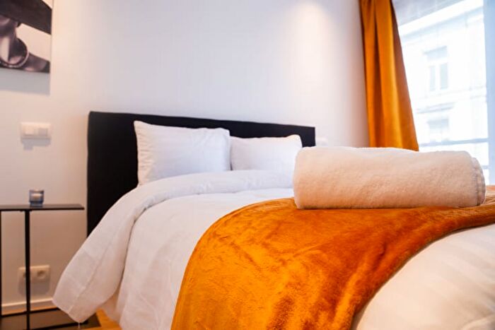 Appartement 10 pièces à louer - Rue De Nimy, A