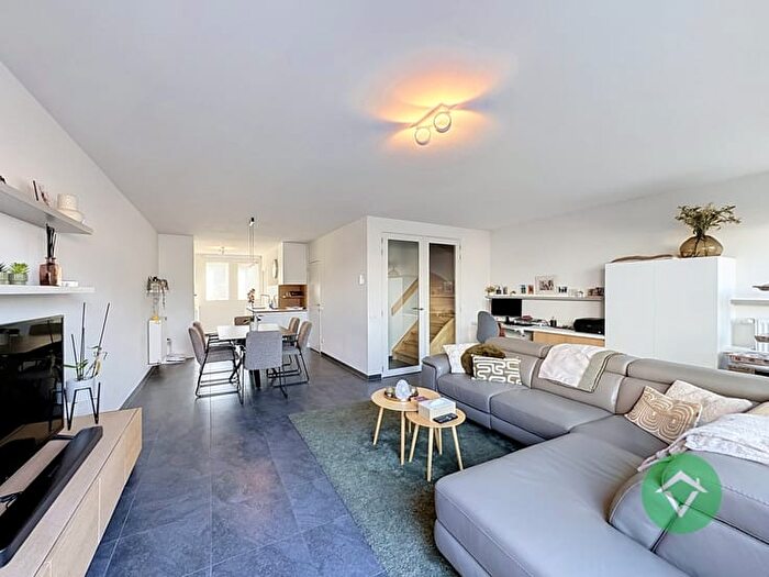 Maison 4 pièces à vendre à Koning Albertstraat, Zedelgem