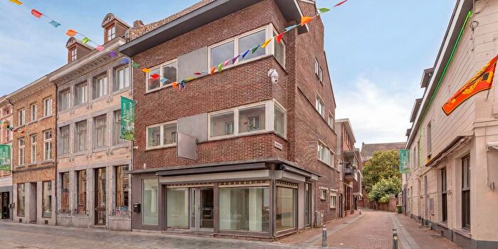 Maison 5 pièces à Bosstraat, Maaseik, à vendre