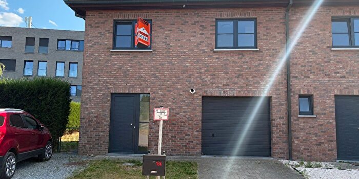 Maison 3 pièces à Patrijzenstraat, Evergem, à louer