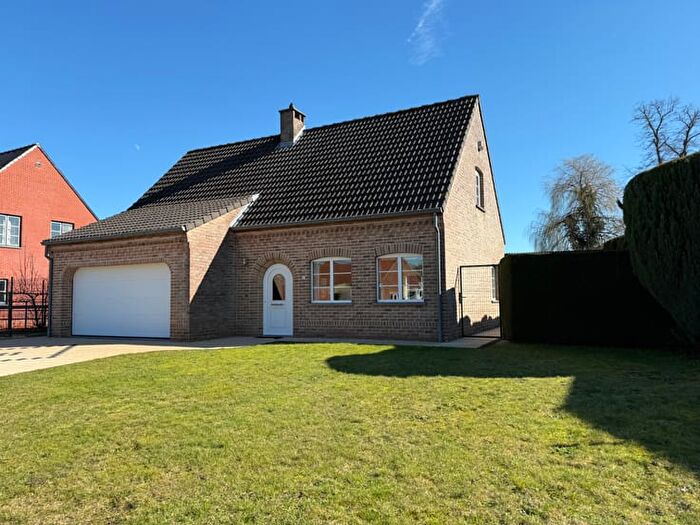 Asserweg, Zutendaal - Maison 10 pièces à louer
