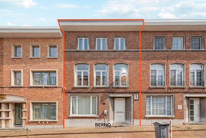 Priester Poppestraat, Temse : Maison 11 pièces à vendre