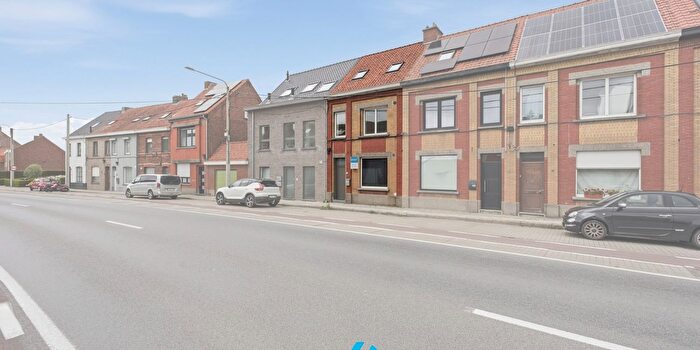 Veurnseweg, Brielen : Maison 2 pièces à vendre