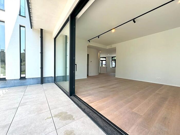 Appartement 7 pièces à vendre à Chaussée de Waterloo, SintGenesiusRode