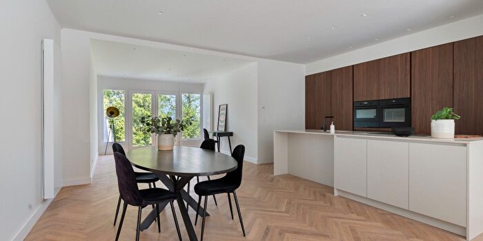 Kerkplein, HeistopdenBerg : Appartement 2 pièces à vendre