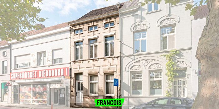 SintAmandsstraat, Roeselare : Maison 4 pièces à vendre