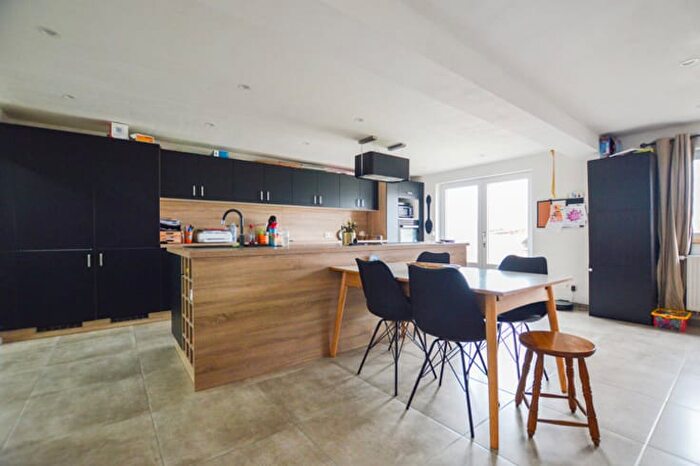 Maison 3 pièces à vendre à Rue d'Ossogne, Walcourt