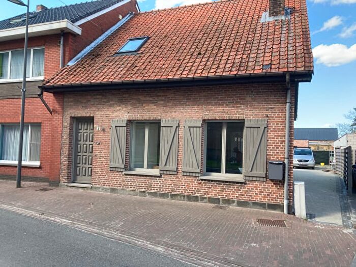 Maison 5 pièces à Kerkstraat, Kalmthout, à louer