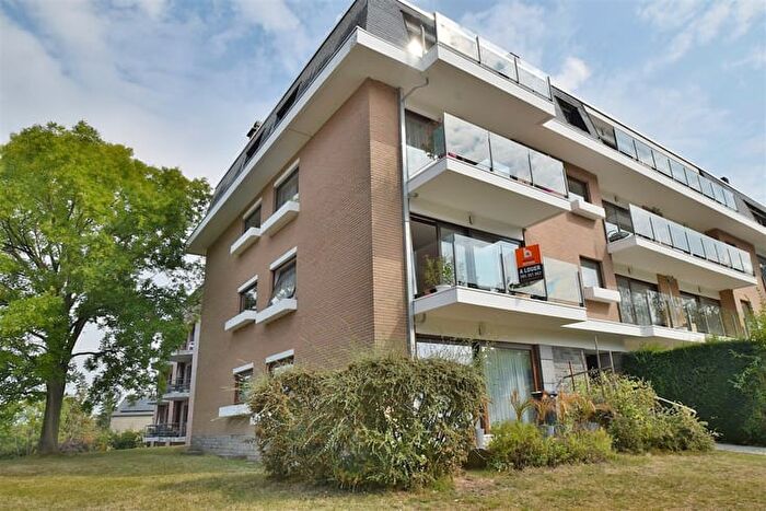 Appartement 2 pièces à Avenue de l'Europe, HUY, à louer