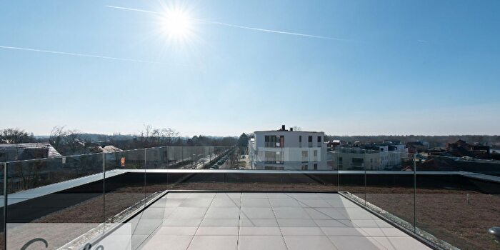 Appartement 1 pièce à Koning Albert I Laan, SintMichiels, à vendre