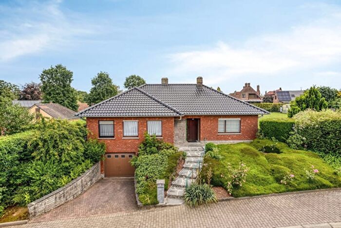 Maison 4 pièces à Zonneweelde, SINTPIETERSLEEUW, à vendre