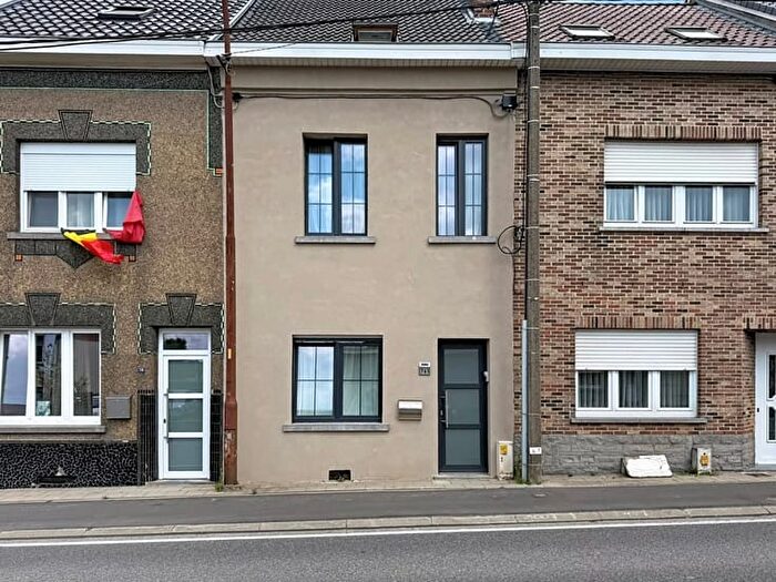 Maison 16 pièces à vendre à BERGENSESTEENWEG, SintPietersLeeuw