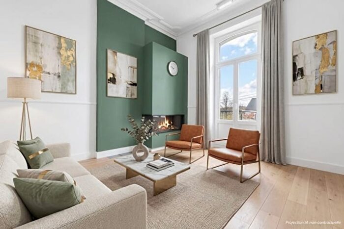 Maison 7 pièces à Avenue de la Gare, Neufchâteau, à vendre