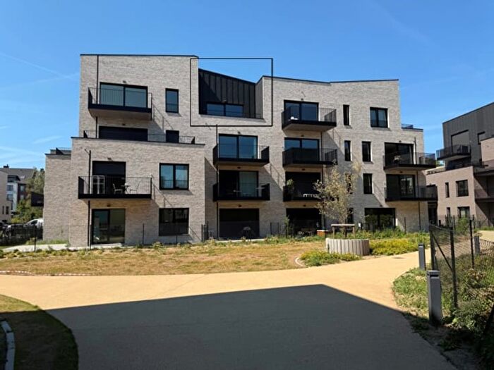 Avenue de la Galvanisation, A - Appartement 1 pièce à louer