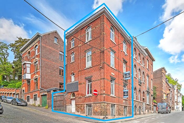 Maison 4 pièces à Rue Chevaufosse, Liège, à vendre