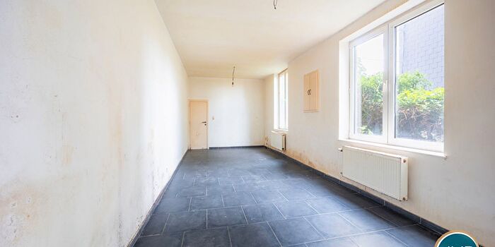 Rue de Visé, JupillesurMeuse - Appartement 1 pièce à vendre