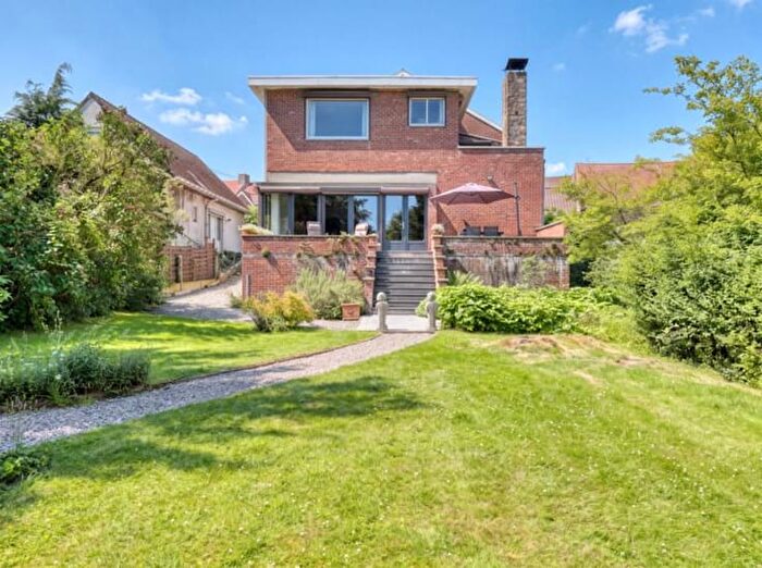 Rue des Alliés, LeuzeenHainaut - Maison 5 pièces à vendre