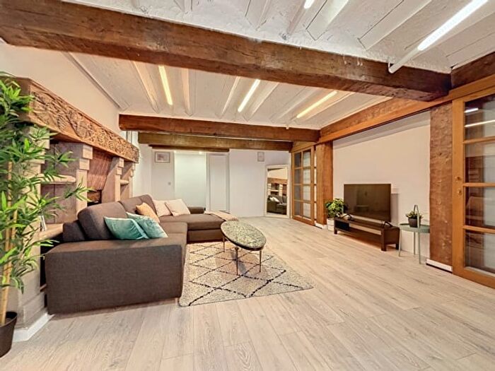 Appartement 6 pièces à louer à Avenue des Erables, RhodeSaintGenèse
