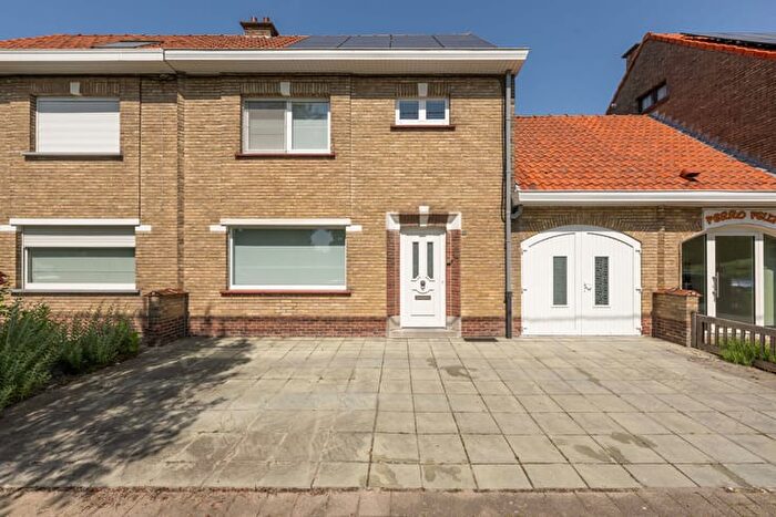 Spoorweglaan, Tielt : Maison 14 pièces à vendre