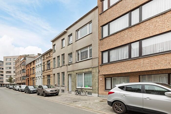 Maison 18 pièces à vendre - Jules Peurquaetstraat, Oostende