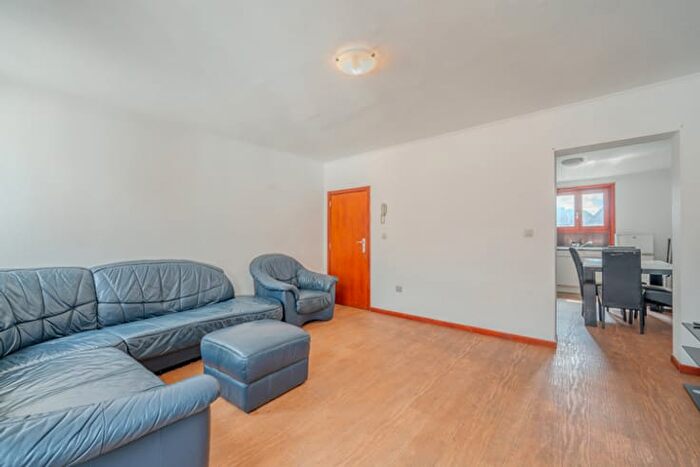 Rue Henri Neuman, BraineleComte : Appartement 1 pièce à vendre
