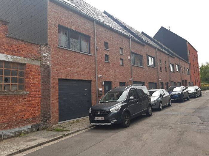Maison 3 pièces à louer - Rue des Veuves a, Jemappes