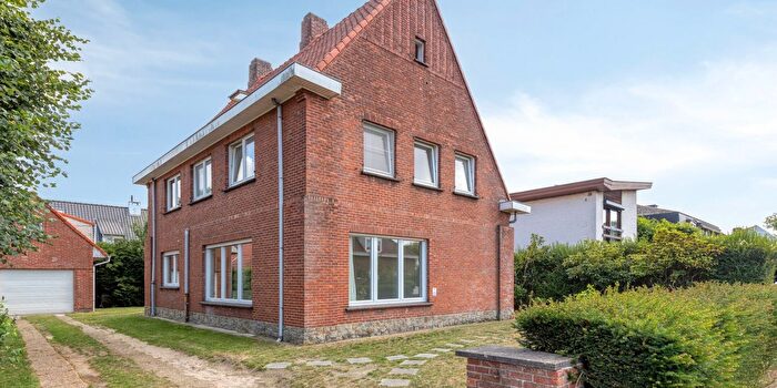 Casier de Ter Bekenlaan, Mariakerke - Maison 5 pièces à louer