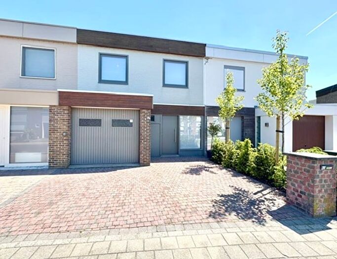 Maison 8 pièces à Roger De Backerstraat, Waregem, à vendre