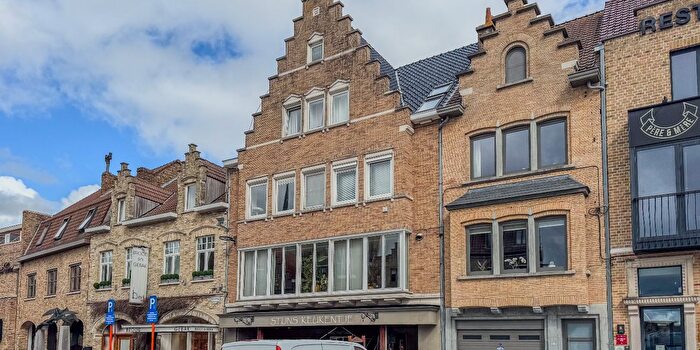 Appartement 3 pièces à Grote Markt, Diksmuide, à louer