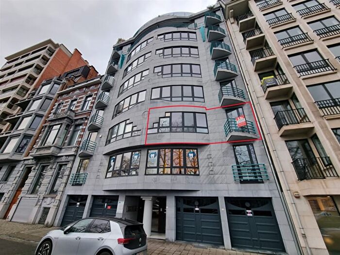 Appartement 3 pièces à Boulevard Frèreorban, à vendre